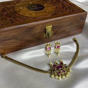 Gem Stone Simple Attigai