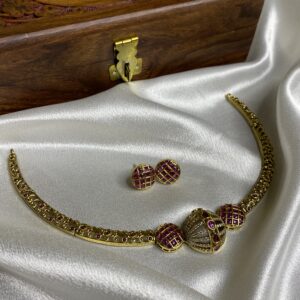 Kemsphere Hasli With Studs